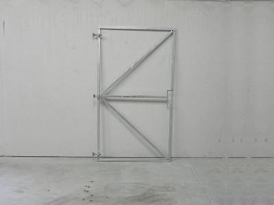 Poortframe 1800 x 1000 mm, verstelbaar met slotkast Galvanisch verzinkt