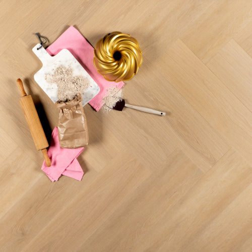 Douwes Dekker PVC klik brede visgraat brioche Ultra Mat