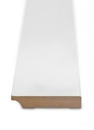 MDF plint Wit gegrond 70 x 15 x 2400 mm.