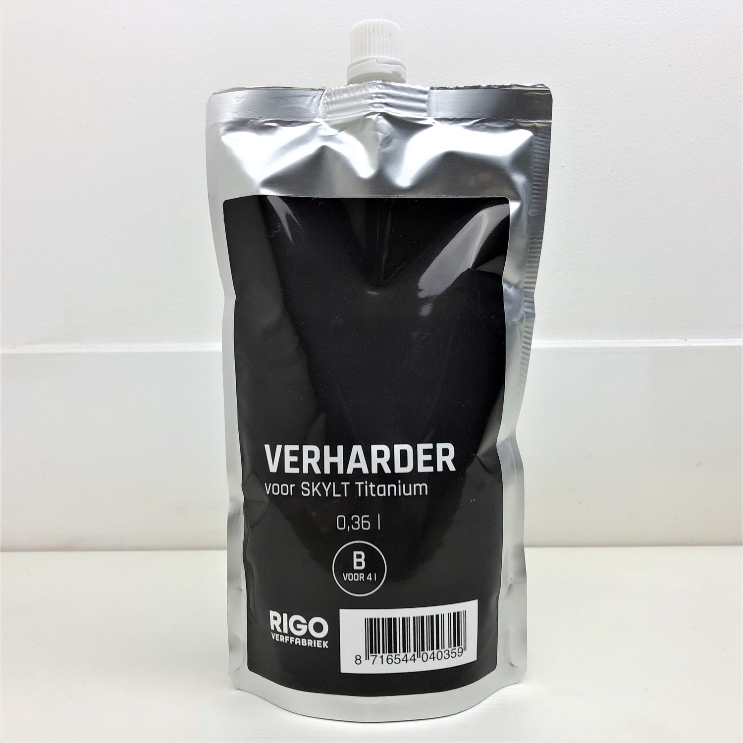RigoStep Skylt Titanium Harder compenent B voor 4L.
