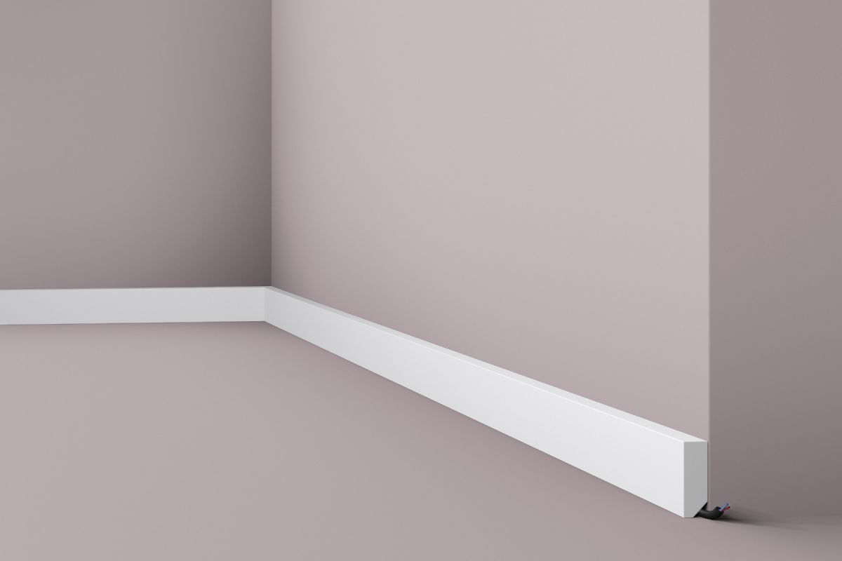 Watervaste kunststof plint recht wit RAL 9016 13x38mm 2,0 meter