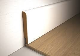 MDF plint Wit gegrond 70 x 15 x 2400 mm.