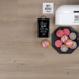 Douwes Dekker Krachtig Solide Brede Plank Kerrie met velling, 24,4 cm breed